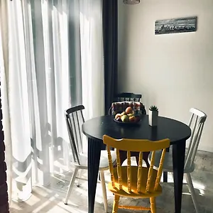 Center By Happy Place , Тбилиси Грузия